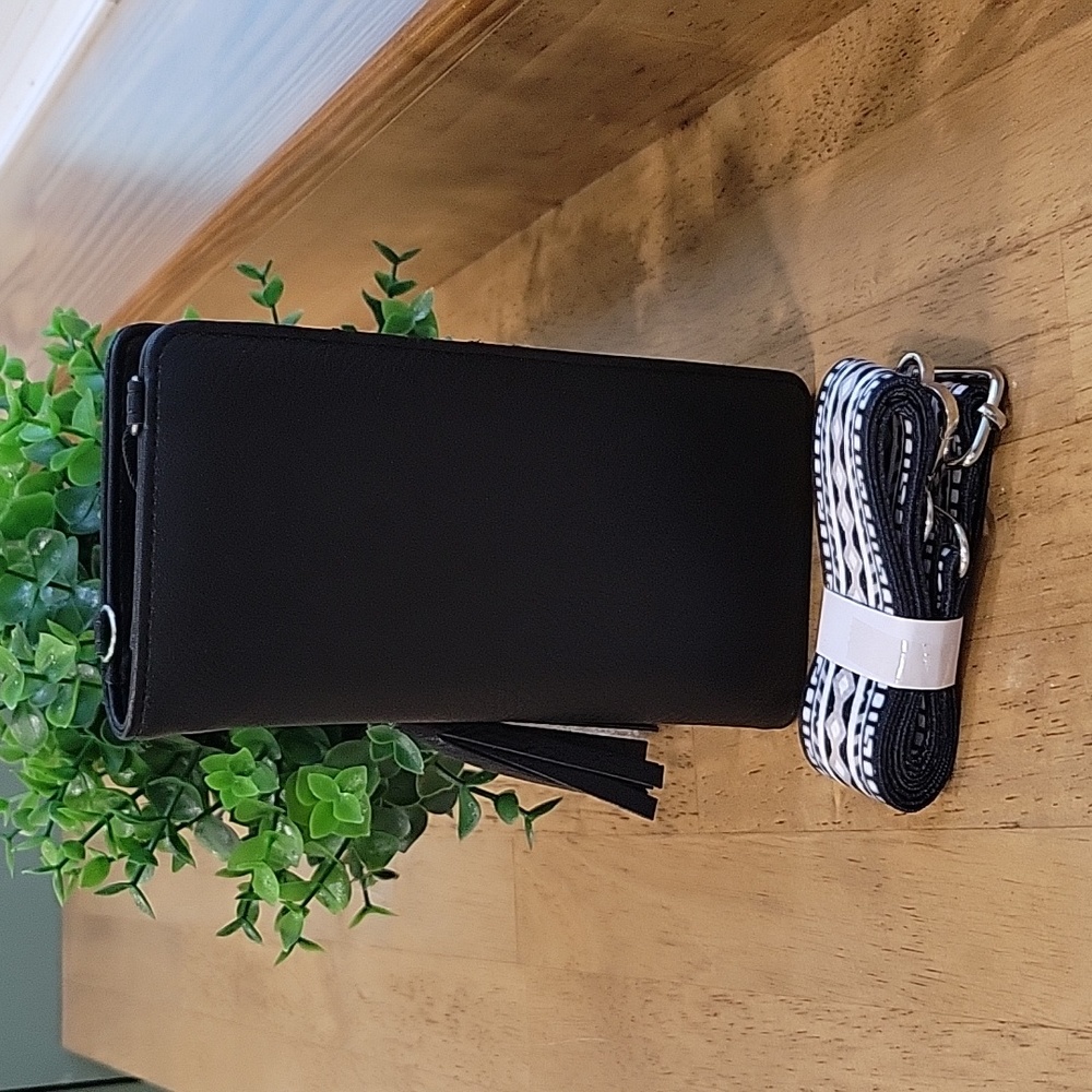 K. Carroll | Nicole Crossbody with Extra Strap | Vegan Leather | Black